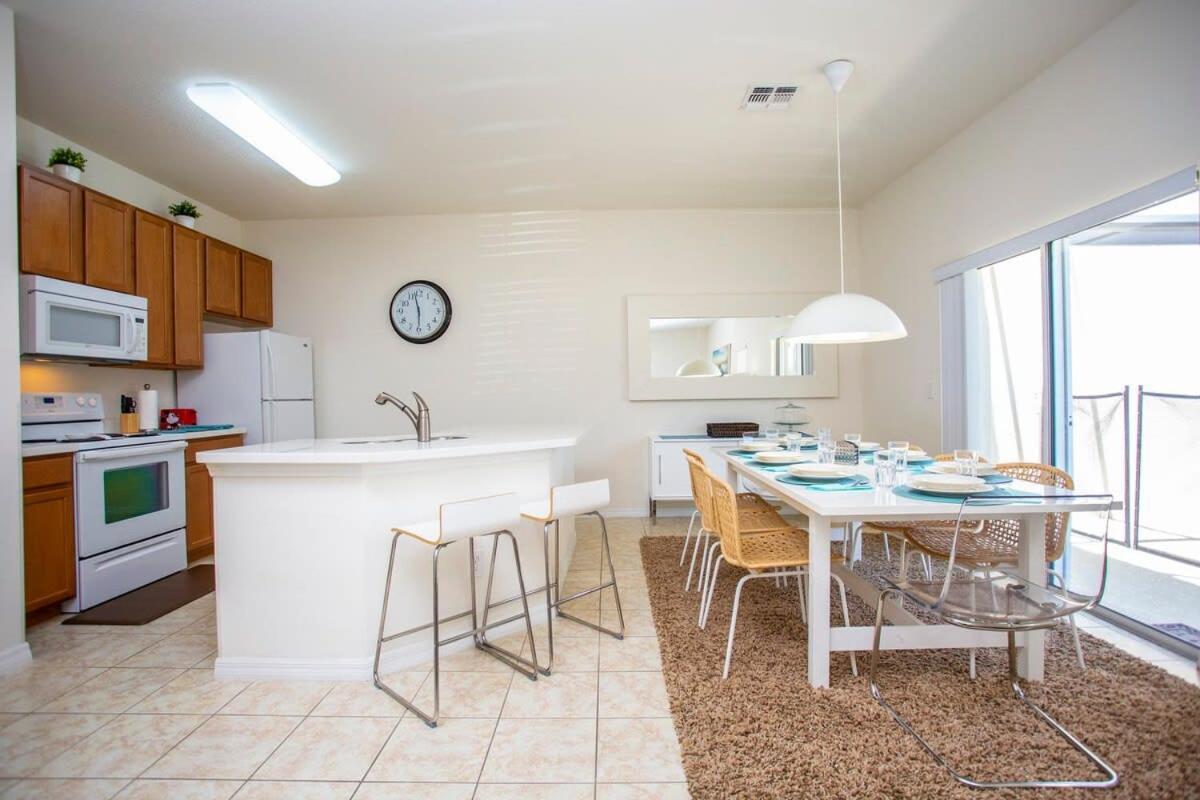 Four Bedrooms Townhouse 4563 Кисими Екстериор снимка